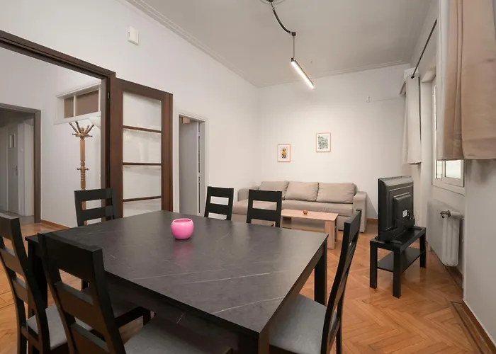 Cityscape 2Ba Close To Archeological Museum And Metro